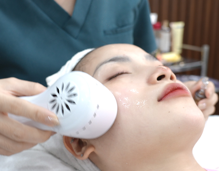 Điều trị da chuyên sâu 2 Điều Trị Da Chuyên Sâu